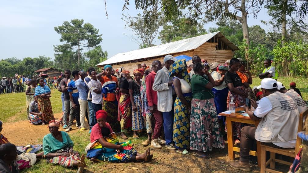 Distribution de cash éducationnel à Idjwi-Sud